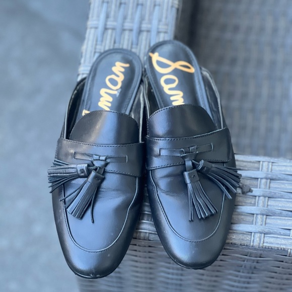 Size 9 - Sam Edelman Classic Black Tassel Mules - Picture 1 of 6
